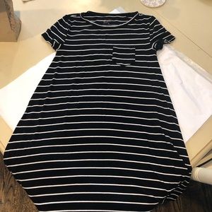 T-shirt dress